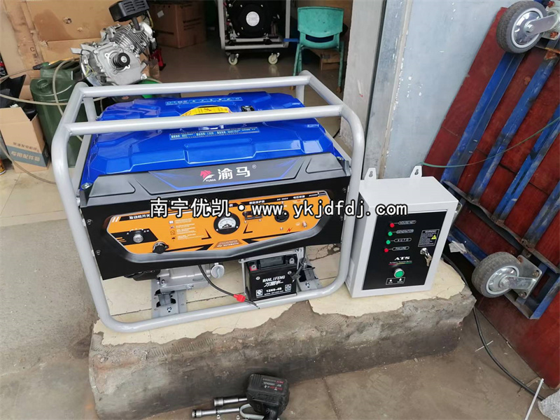 2022年7月12日，8KW汽油發(fā)電機(jī)組帶ATS柜發(fā)貨河池金城江