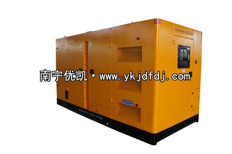 2022年8月27日，200KW靜音柴油發(fā)電機(jī)組發(fā)貨南寧某工程項(xiàng)目現(xiàn)場