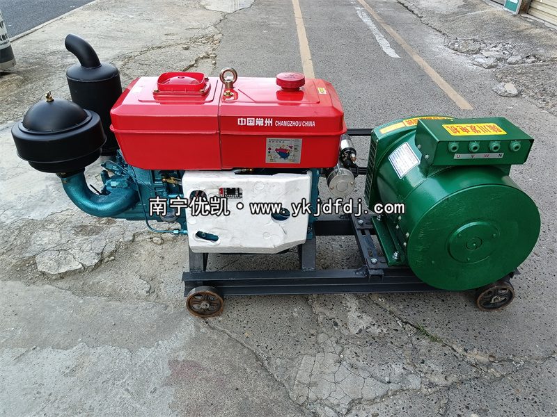 2022年11月18日，24kw單杠柴油發(fā)電機(jī)組發(fā)貨南寧市區(qū)