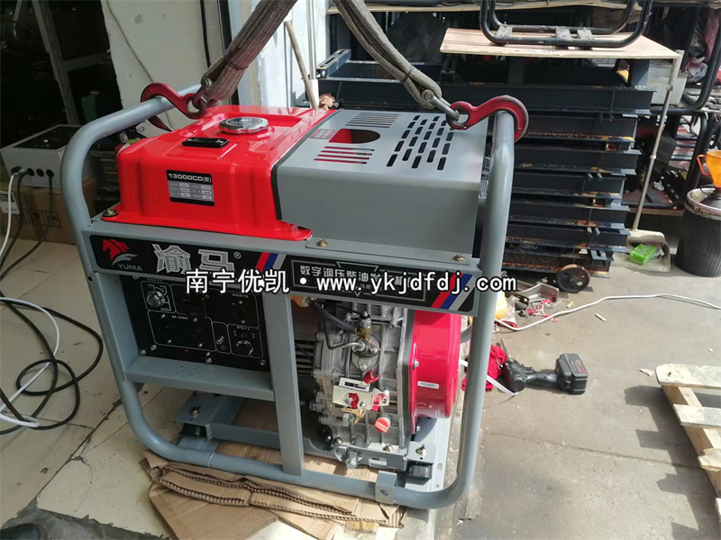 2023年8月10日，10kw柴油發(fā)電機組加裝ATS柜裝車發(fā)貨