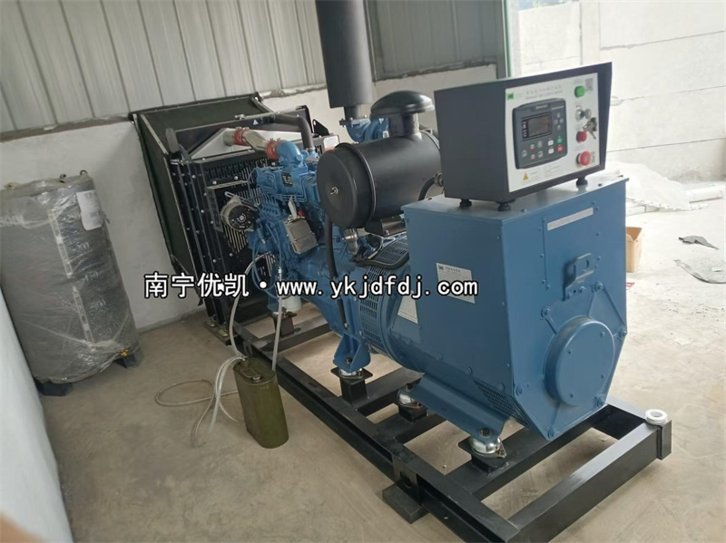 2024年11月28日，崇左大新項(xiàng)目150kw玉柴發(fā)電機(jī)組安裝并試機(jī)