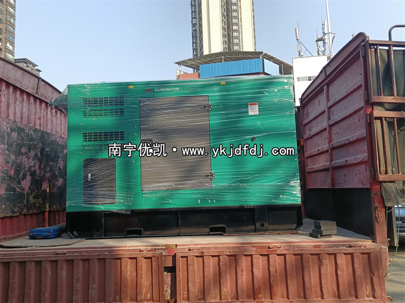 2024年12月25日，崇左項(xiàng)目90kw低噪音柴油發(fā)電機(jī)組